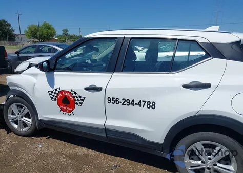 2024 Nissan Kicks S z USA, uszkodzony, nr VIN 3N1CP5BV3RL576540